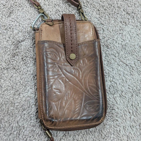The Sak Brown Leather Crossbody Wallet Embossed Design - Picture 6 of 16